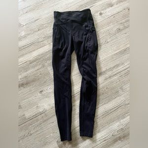 Black Lululemon Leggings Sz 2